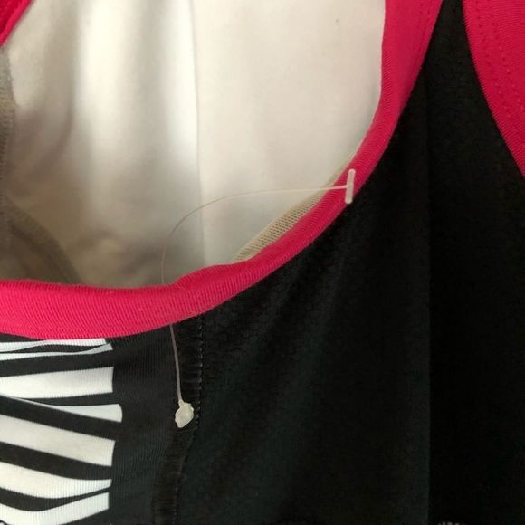 2/15$ Under Armour - Picture 3 of 7